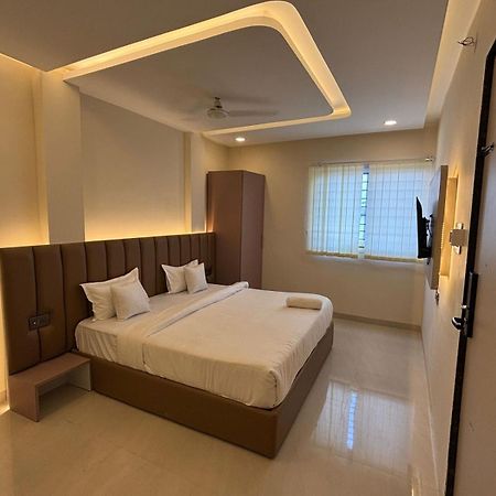 Hotel Vilaasitaa Vijay Nagar Indore Zewnętrze zdjęcie